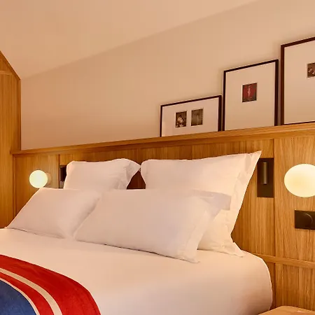 Grand Mess Hotell