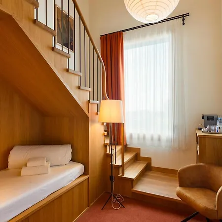 Grand Mess Hotell 4*