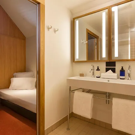 Hotell Grand Mess 4*