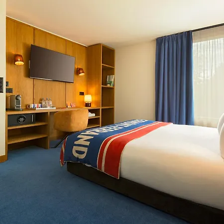 Grand Mess Hotell 4*