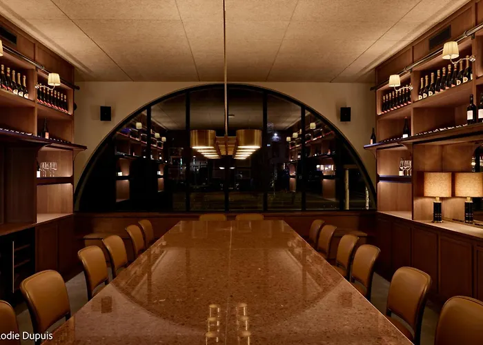 Hotell Grand Mess 4*